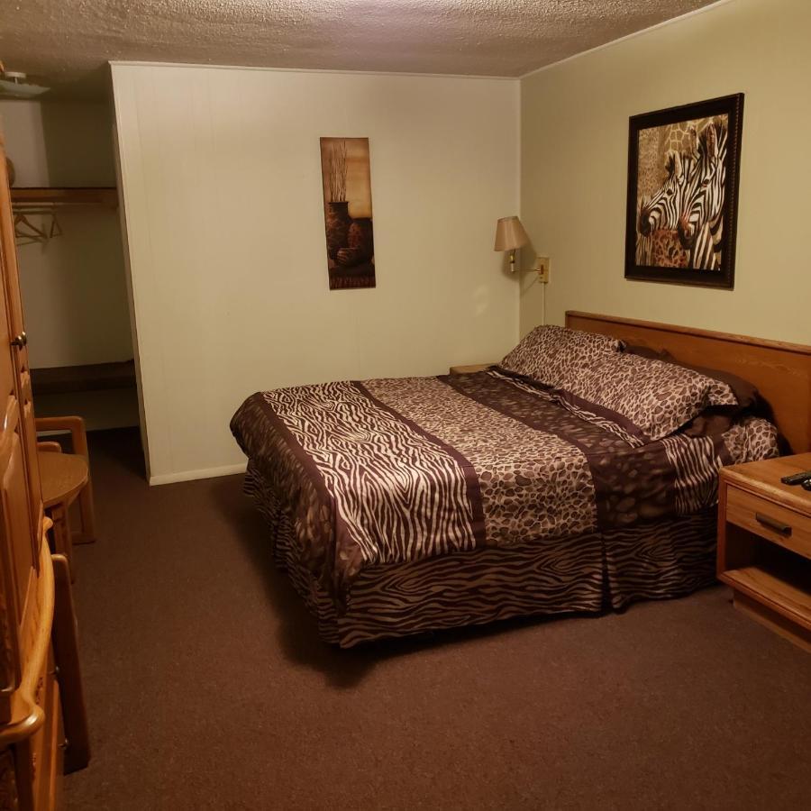 The Buzzards Nest Motel Lamar Exterior foto